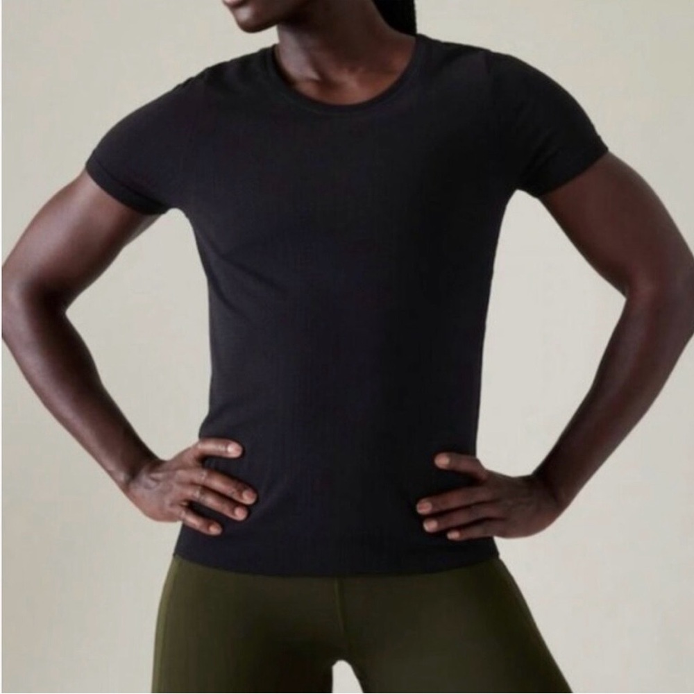 Athleta Momentum Seamless Tee, Black, Small